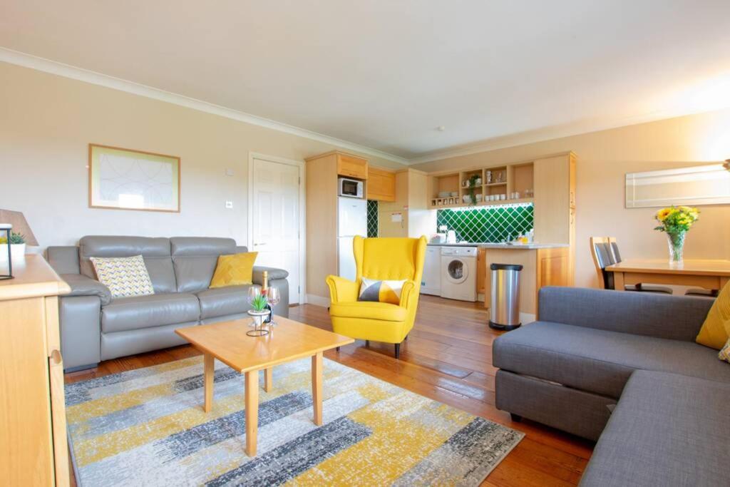 310 - The Carrowbeg At The Harbour Mills By Shortstays Уестпорт Екстериор снимка